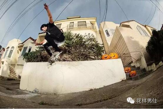 潮流就是在穿搭中感受自我,潮流运动的衣服穿搭