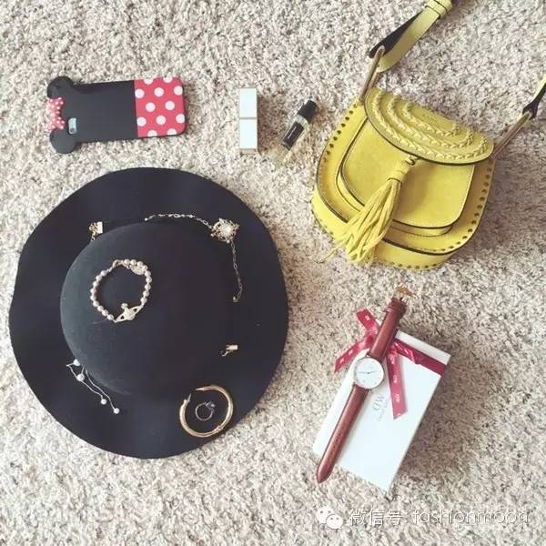 APP晒货这10个去年刷屏的最火包包，今年都出最新款啦！