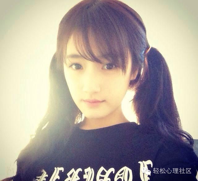 怎么给初一女生普及性教育,初一的小妹妹怎么教育