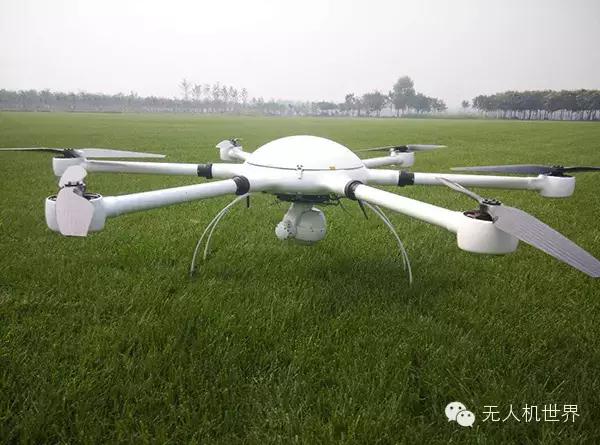 北京飞手张丰：第一次飞25B直升机时双手发抖,附赠新手指南