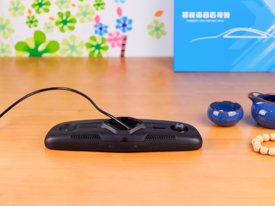 碰瓷追尾都不怕导航语音样样行——卡仕特T1智能云镜简测