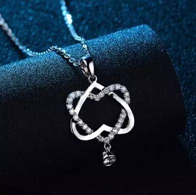 年会怎么穿礼服精致又高级,年会怎么穿才时尚