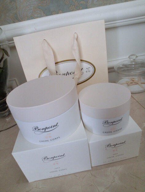 滋润妈妈面霜百元,60岁妈妈大容量保湿面霜推荐