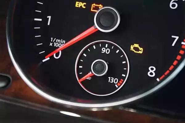 水温过低过高怎么看,汽车水温过高的原因及解决方法