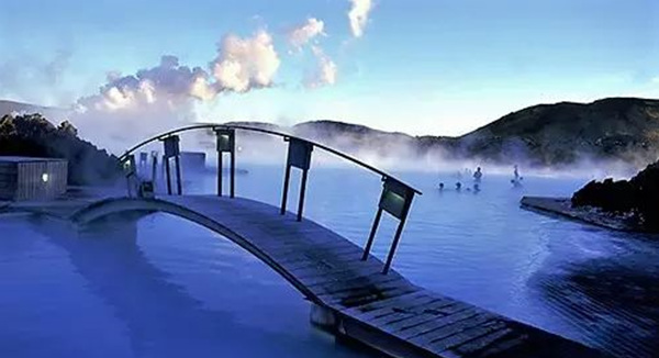 收藏！没泡过这些温泉的人生是不完整的！