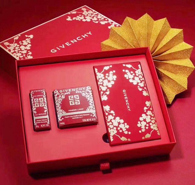 当下最时髦的礼物,三款超红的新年礼物随你挑