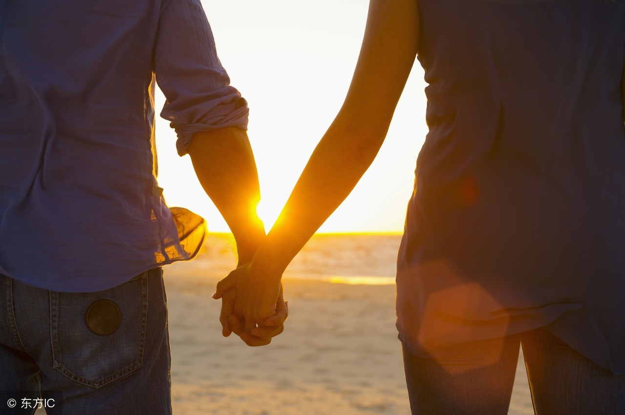 夫妻之间不信任对方是什么心态,夫妻间不太信任怎么办