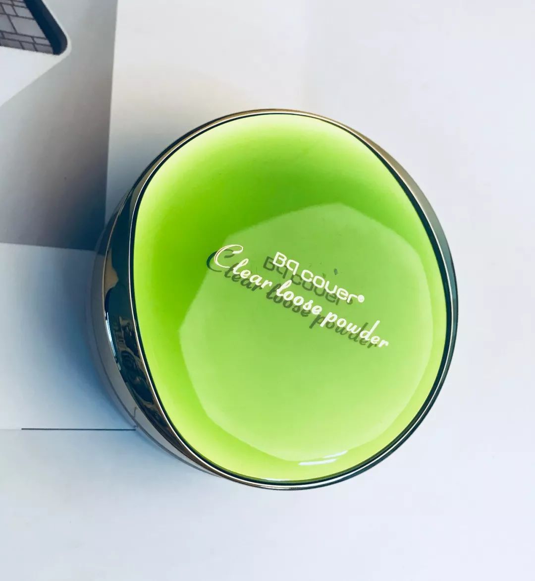 聚餐缓解尴尬的方法,吃饭脱妆了怎么补妆