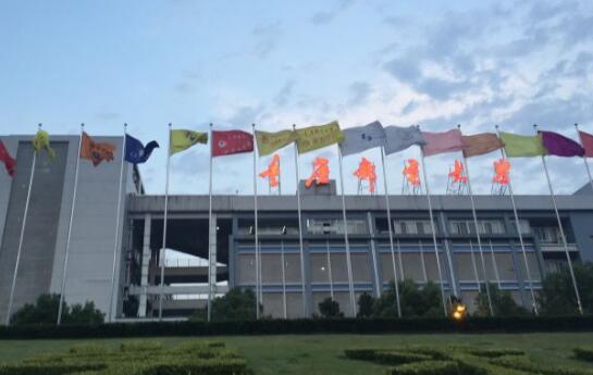 这所大学是中国四大邮电大学之一，名气不显就业好！