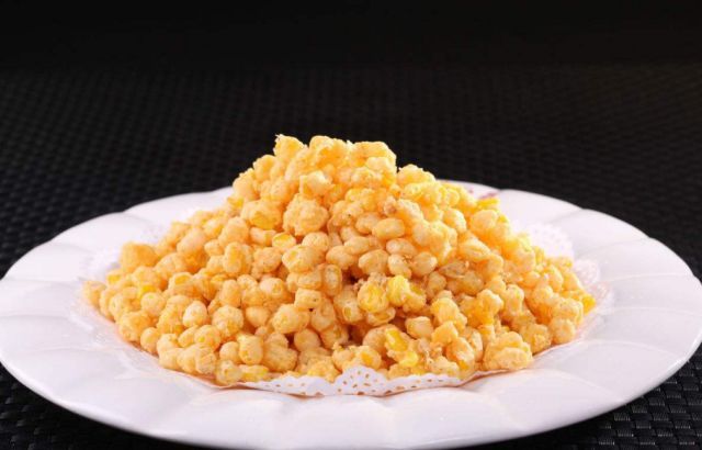 二十三，糖瓜粘，灶王老爷多美言！快过年啦！