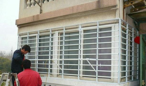 用不锈钢做防盗窗好用吗,防盗窗其实没有必要