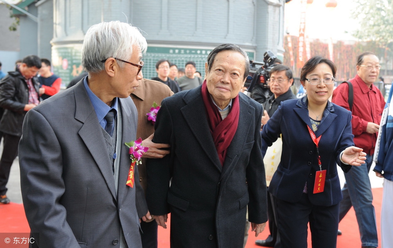 我们怎么评价钱学森,科学家杨振宁为中国做了哪些贡献