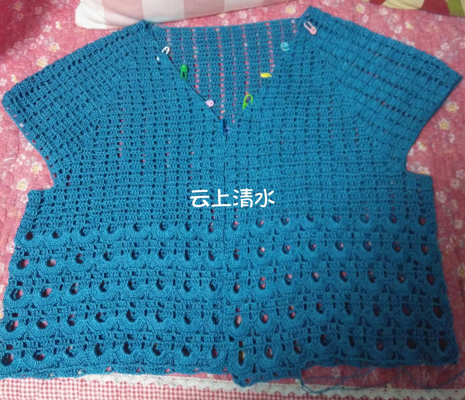 从上往下钩针开衫详细图解,从上往下钩针开衫