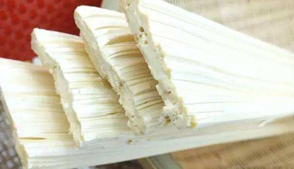 二十三，糖瓜粘，灶王老爷多美言！快过年啦！