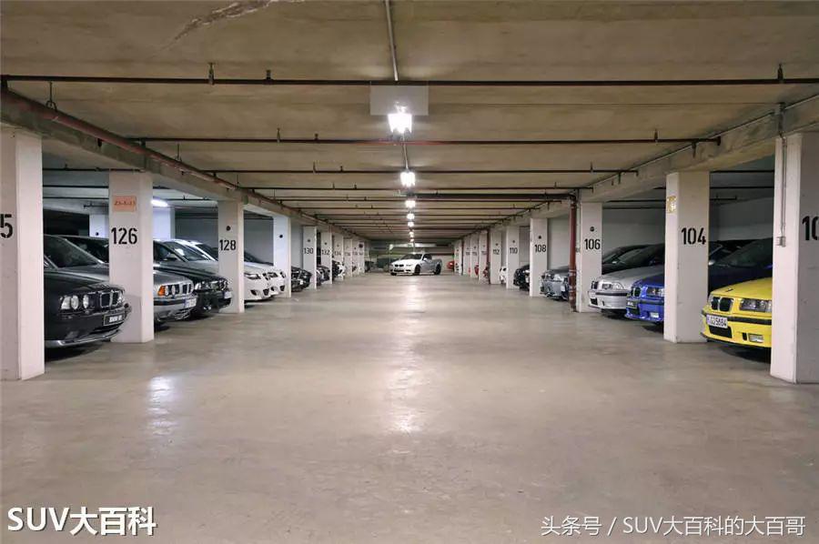 爆竹声声辞旧烟花满天迎新春,爆竹声声辞旧岁礼花漫天迎新春