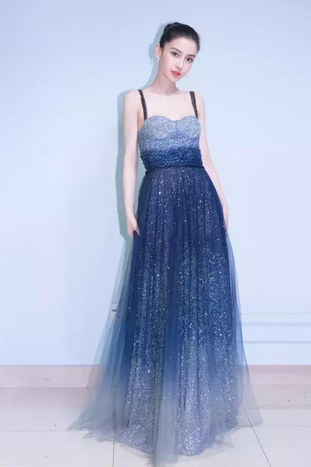 baby装蜡像,baby假装蜡像邓超