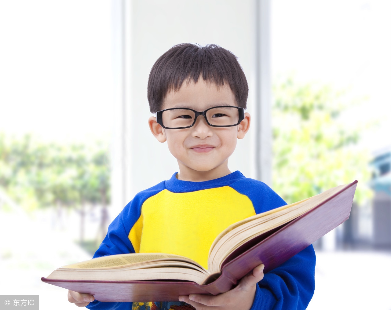 宝宝骨头响是为什么,抱宝宝时听到骨头咯咯响有事吗