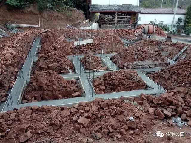 包工包料1500元,包工包料建房150一平