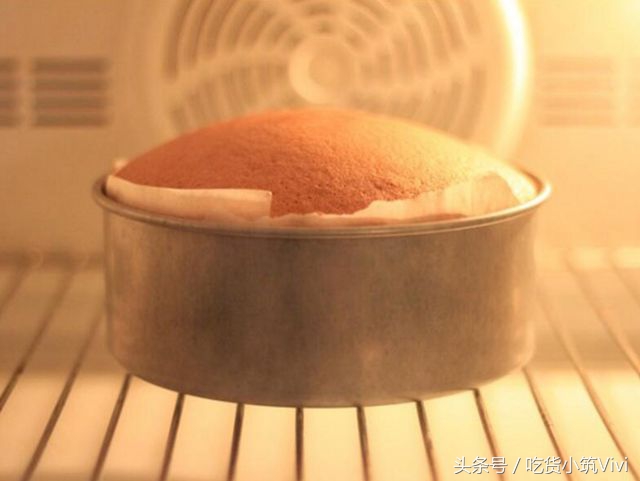 做蛋糕鸡蛋去腥的最佳方法,烘焙蛋糕制作配方教程