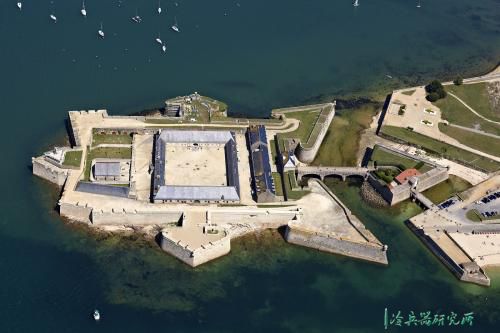 大半生都在给法国建造“贞操带”的元帅，工程师沃邦的传奇一生