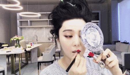范冰冰涂的是什么口红色号,范冰冰无底妆只涂口红