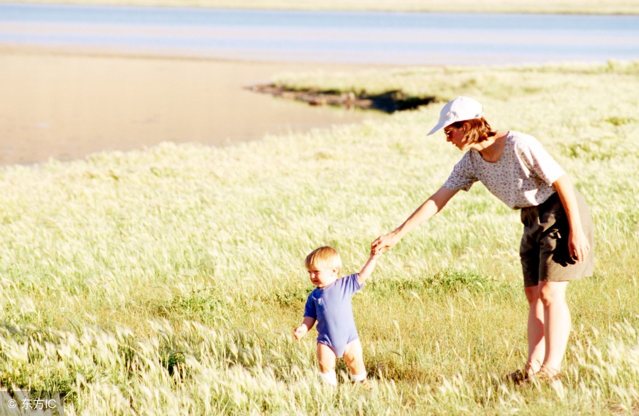 当孩子走不动路家长该怎么鼓励,哪里不平哪里走