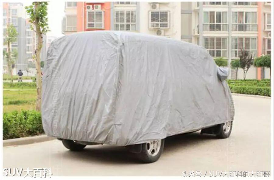 爆竹声声辞旧烟花满天迎新春,爆竹声声辞旧岁礼花漫天迎新春