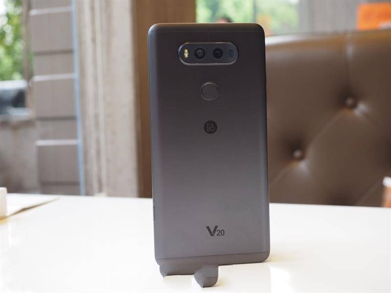 lgv20屏幕,lgv20视频手机评测