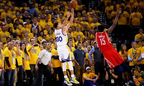 为什么库里的3分能改变历史？这5大优势，雷阿伦米勒也望尘莫及！