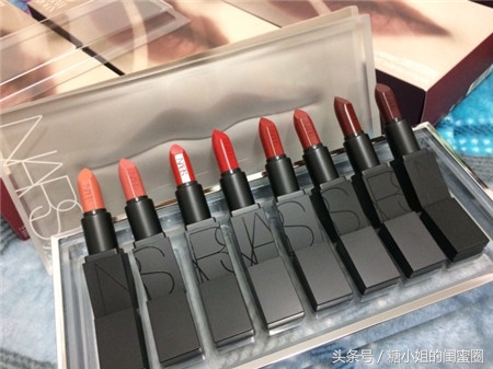 情人节必备的五支口红 (情人节送什么口红套装好用又实惠)