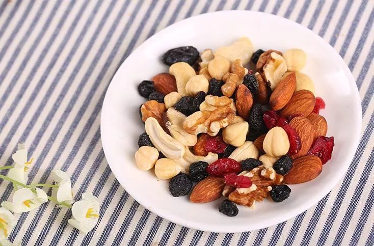 快过年了有什么好吃的零食推荐,10款好吃美味的美味过年零食