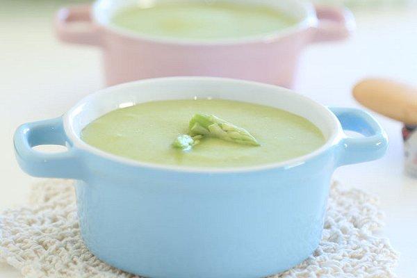 宝宝腹泻吃什么食物好得快菜谱,15个月宝宝拉肚子腹泻吃什么辅食