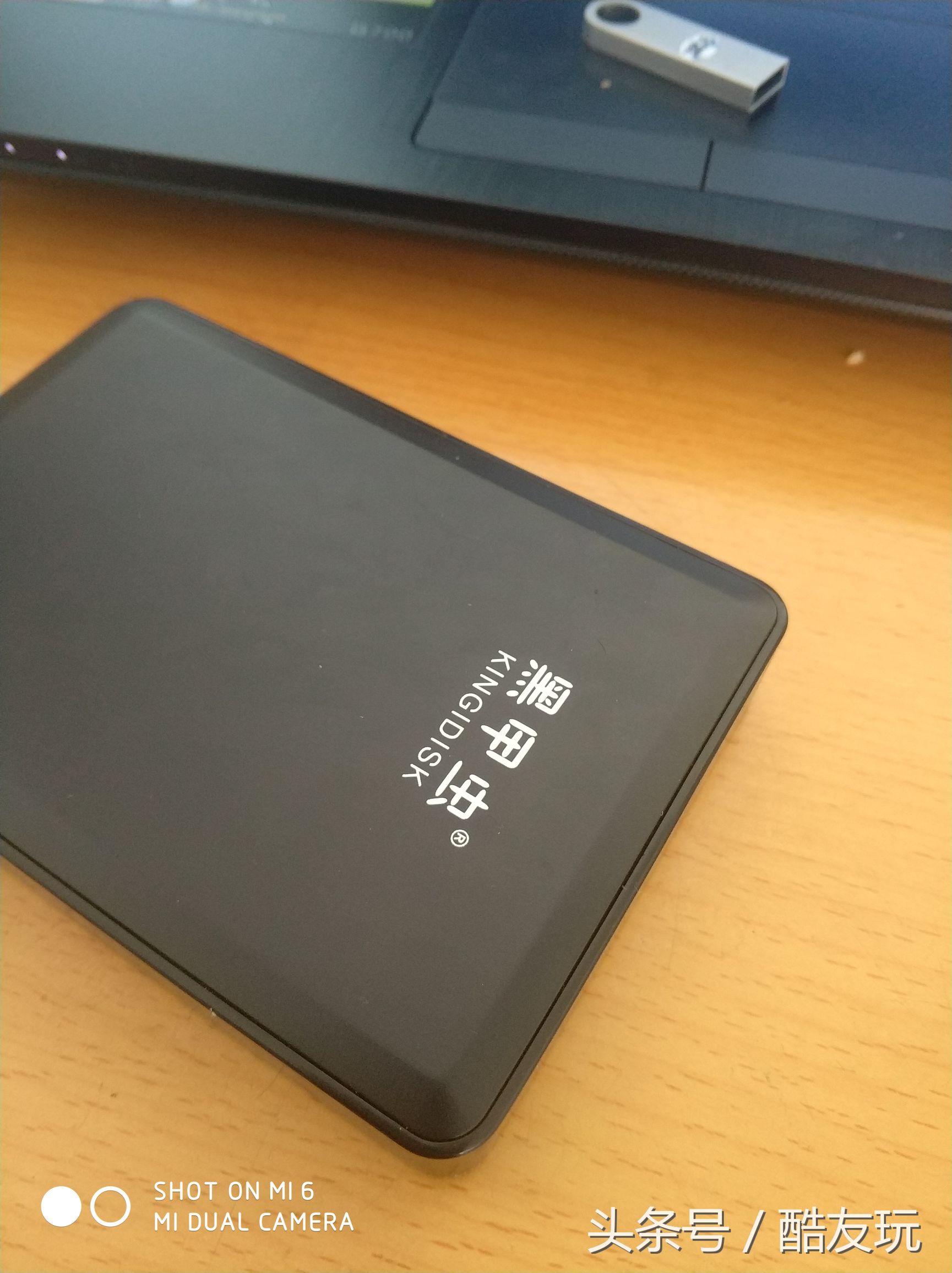 移动硬盘盒3.5寸开箱,闲鱼移动硬盘翻车