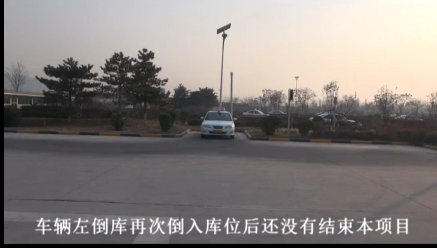 科目二踩离合器脚软得发抖,考驾照科目二为什么脚发抖