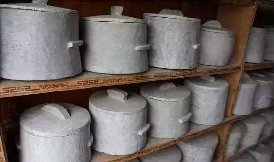 来自西藏墨脱的石锅鸡,西藏墨脱特色石锅