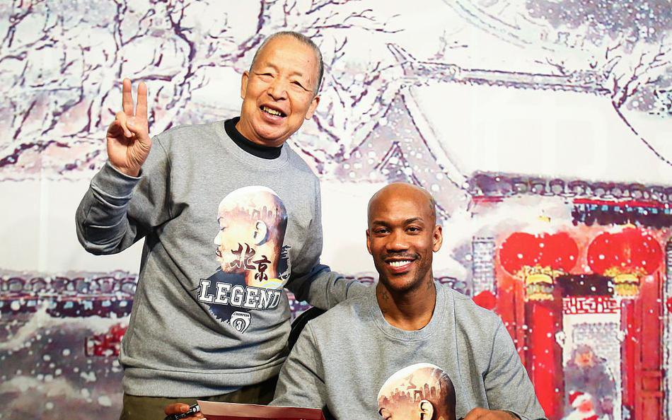 马布里球迷落泪感人瞬间,球迷评价马布里