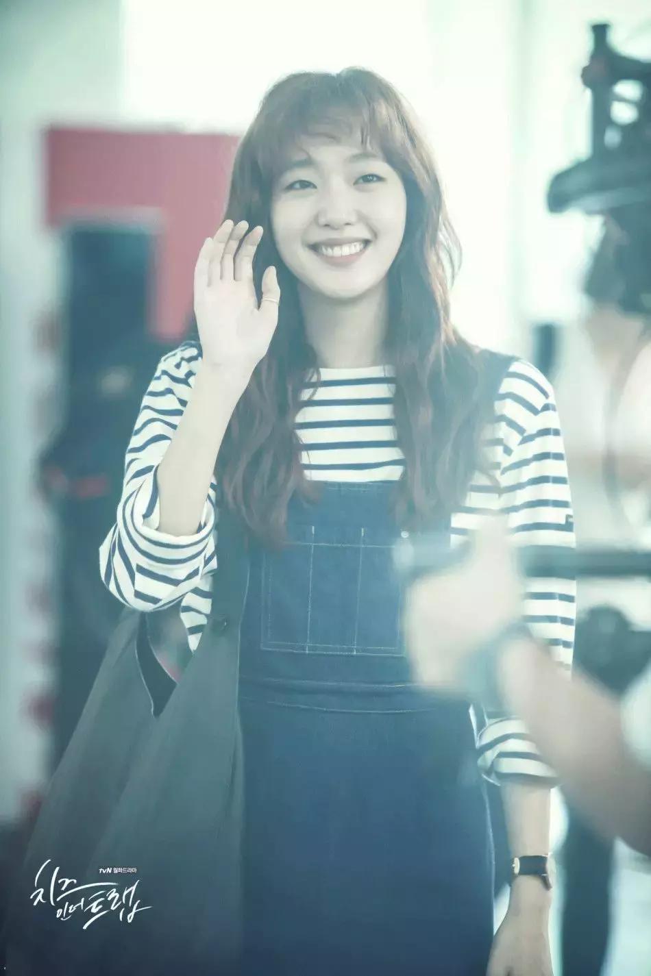 秋季流行发型五种很火的发型,兔年开年发型推荐