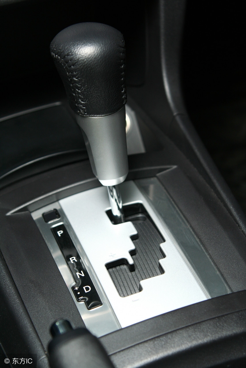 自动变速箱油到底怎么换效果最好,更换变速箱油会导致变速箱漏油吗