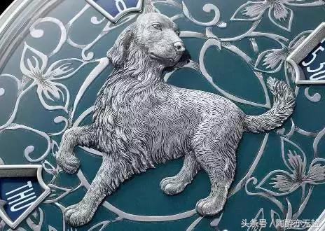 狗年新时尚，国际大牌为迎合中国市场，都出了些什么看不懂的时尚