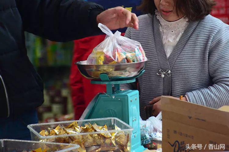 珠海闹市中破破烂烂的老街，有我儿时过年的味道