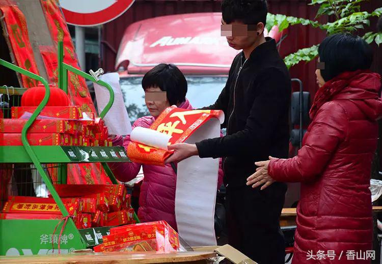 珠海闹市中破破烂烂的老街，有我儿时过年的味道