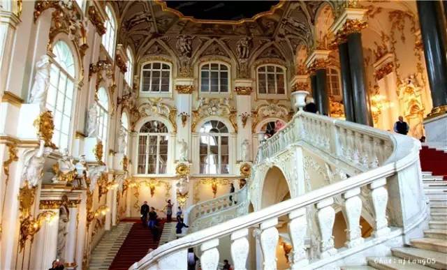 格调|我能想到最性感的画面，就是静*坐静**在那里，等帅哥美女驾到