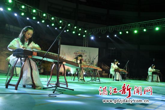 市二中艺术节,二中校园文化艺术节