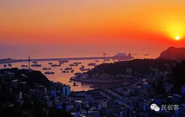 初夏，感受溪水的清凉，就去这几家溪畔民宿