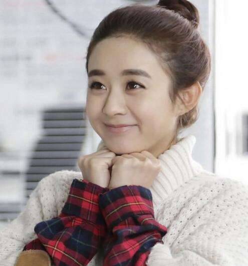 如何根据不同脸型画好眉型,方脸和小眼睛适合什么样的眉型