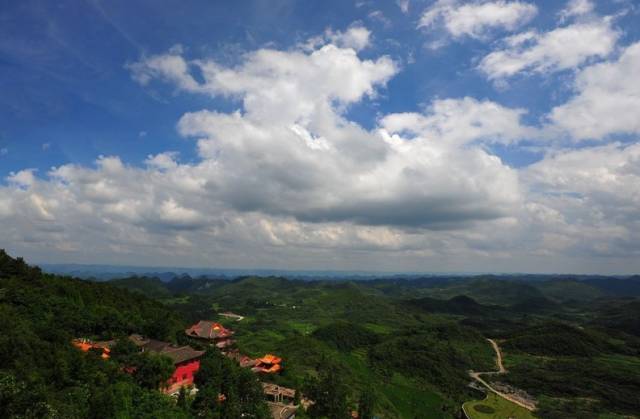 黔南旅游攻略自由行攻略,黔南5条精品旅游线路