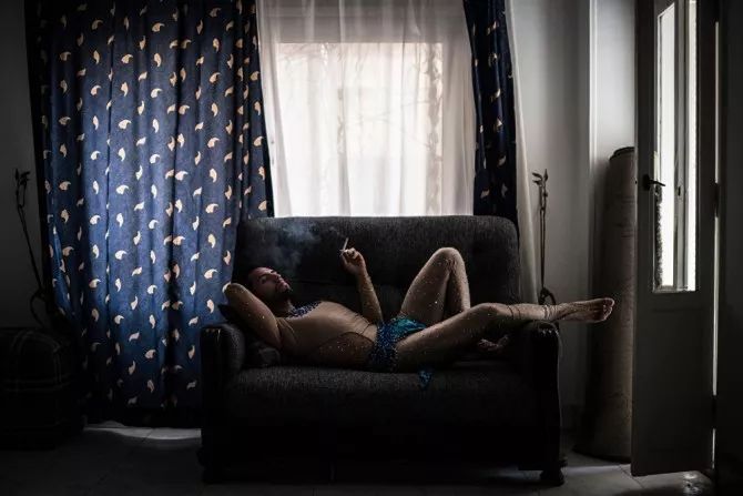 瀹夊痉鐑堟柉鎽勫奖鑾峰,淇勭綏鏂柊闂绘憚褰卞鍥剧墖