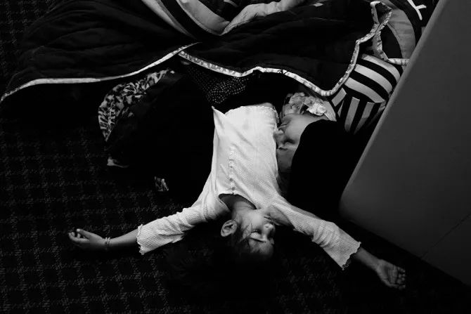 瀹夊痉鐑堟柉鎽勫奖鑾峰,淇勭綏鏂柊闂绘憚褰卞鍥剧墖