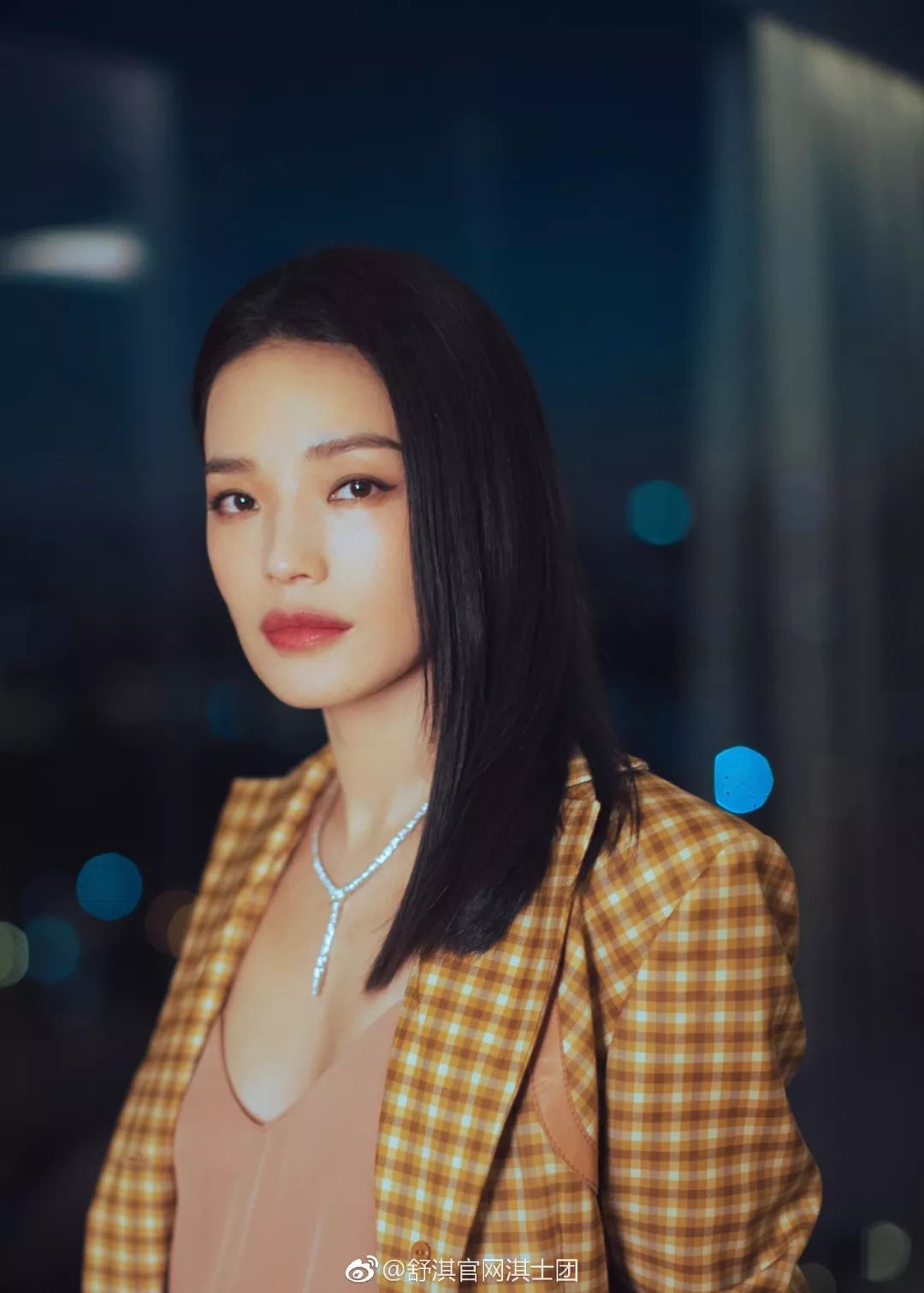 小眼睛混血儿,小眼睛单眼皮混血