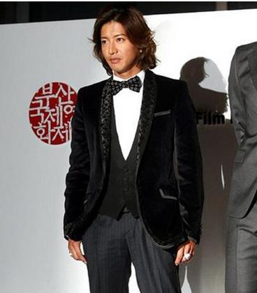 男个子矮怎么穿显高,偏瘦小个子男穿衣搭配